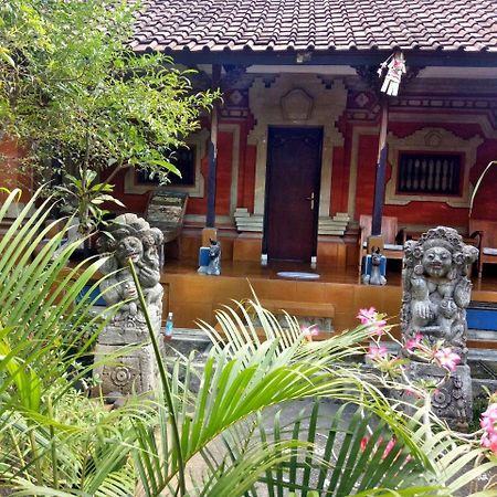 Suandi House Bed & Breakfast Ubud  Ngoại thất bức ảnh