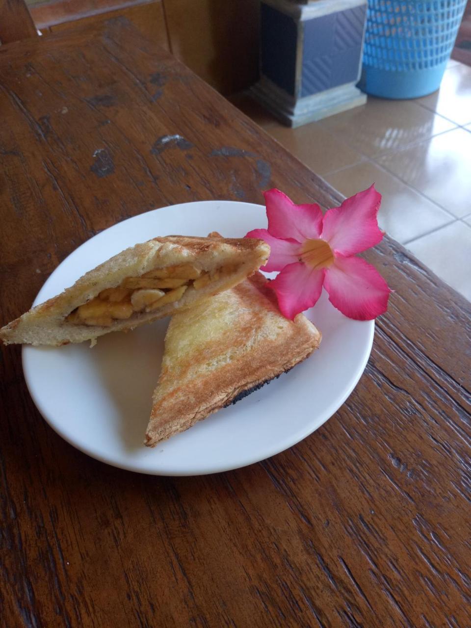 Suandi House Bed & Breakfast Ubud  Ngoại thất bức ảnh